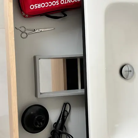 Con Giardino アパート *