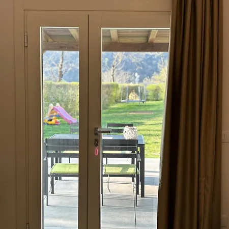 Con Giardino דירה